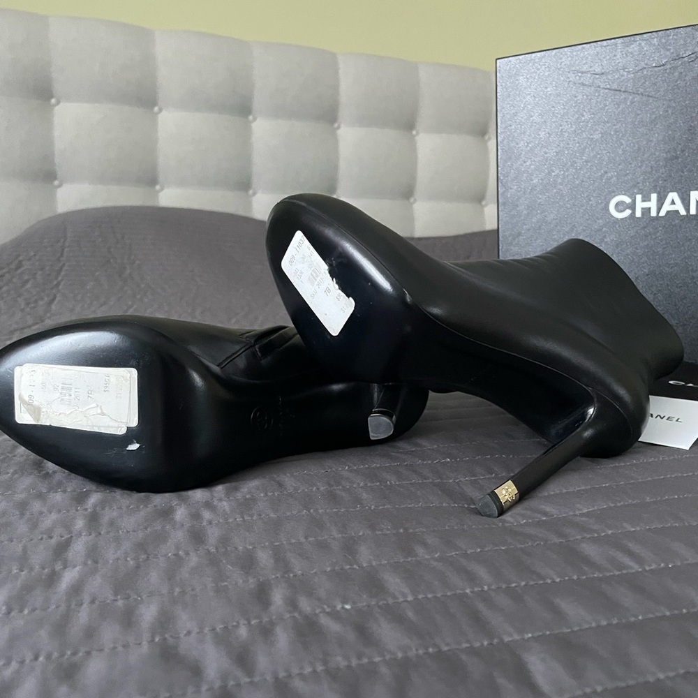 Chanel booties size 37 - Picture 7 of 10